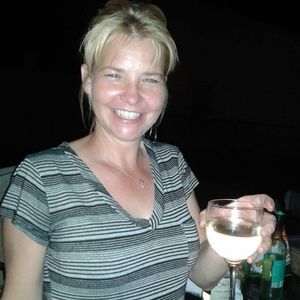 Meet your Posher, Debra